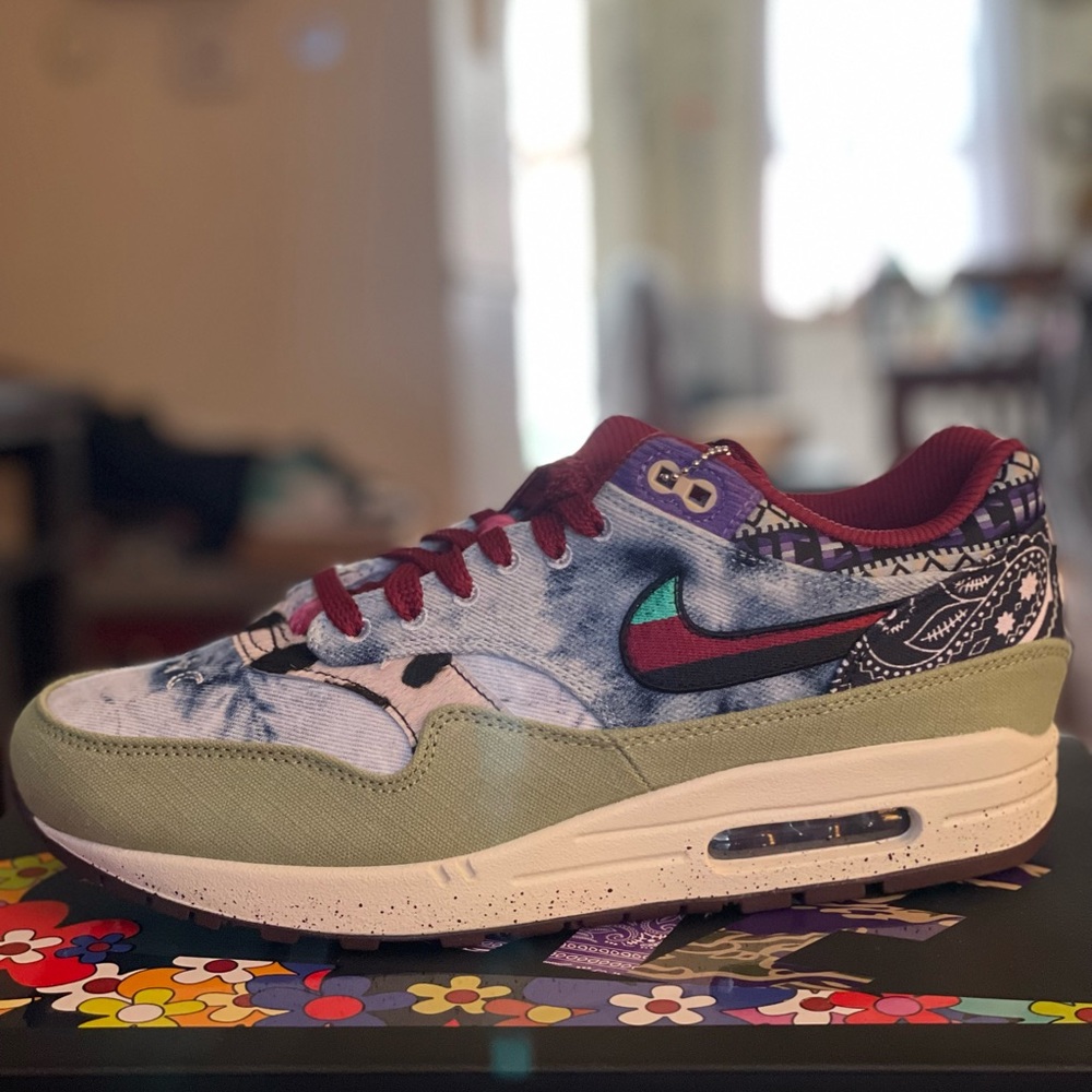 Air max mellow size 10.5 DS